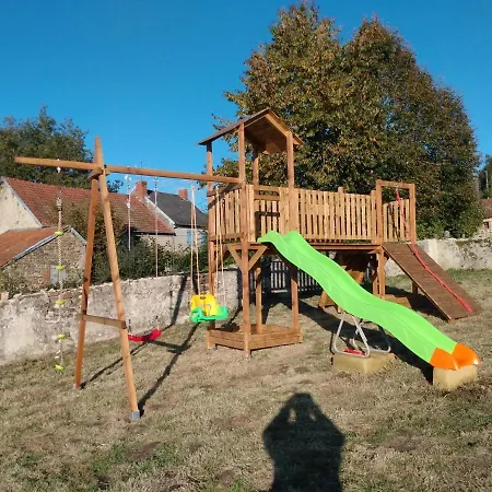 Semesterbostad Chez Sivade La Crouzille